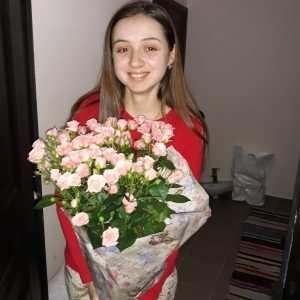 Фото товара 15 кустовых роз