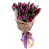 21 пурпурный тюльпан в крафт