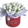 31 белый тюльпан в шляпной коробке букет