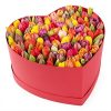 подарок 101 тюльпан ассорти в коробке сердцем