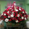Фото товара 70 червоних троянд у кошику